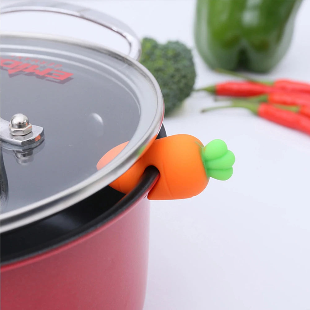 CluckClip Anti-Spill Lid Holder